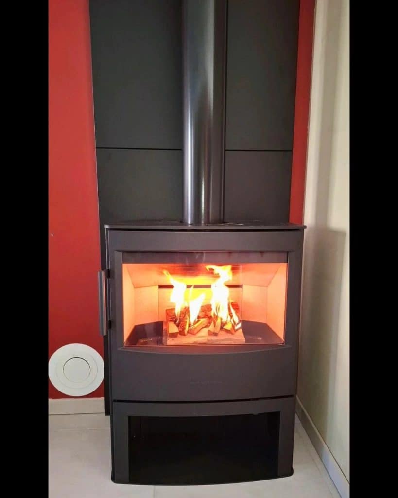 Installation de poêle à bois à Réding